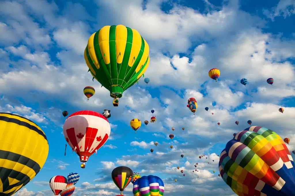 Festival de montgolfières de Saint-Jean-sur-Richelieu : laquelle des 3 expériences vaut le coup ?