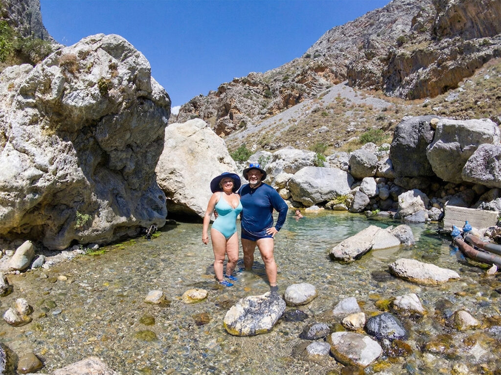 Guia Completo Kourtaliotiko Gorge: Como visitar a cascata secreta em Creta
